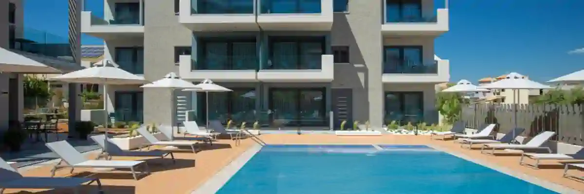 KN Suites building and swimming pool, a few metres behind Nikiana Beach Club